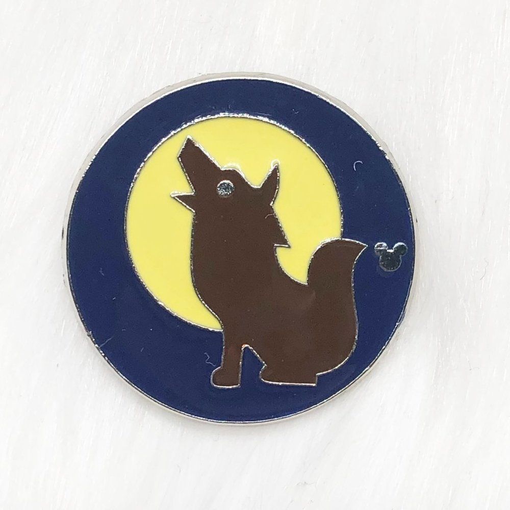 🔮 5/$25 Disney Wilderness‎ Explorer Wolf Howl Pin